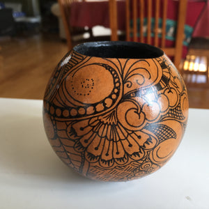 Pretty Bitty Bowl